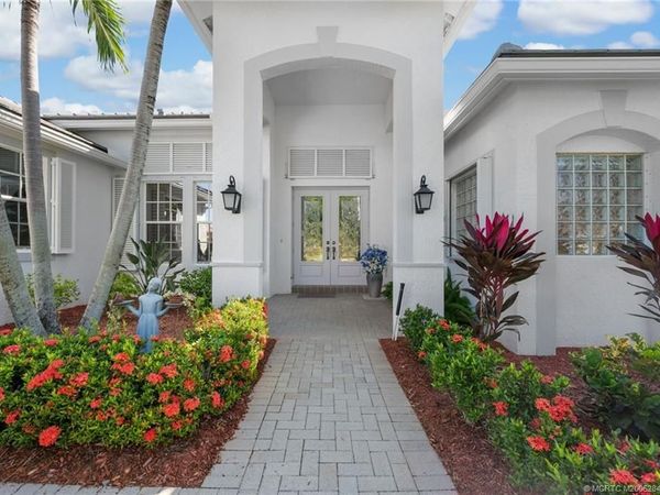 2227 SE Stonehaven Road, Port St Lucie, FL 34952