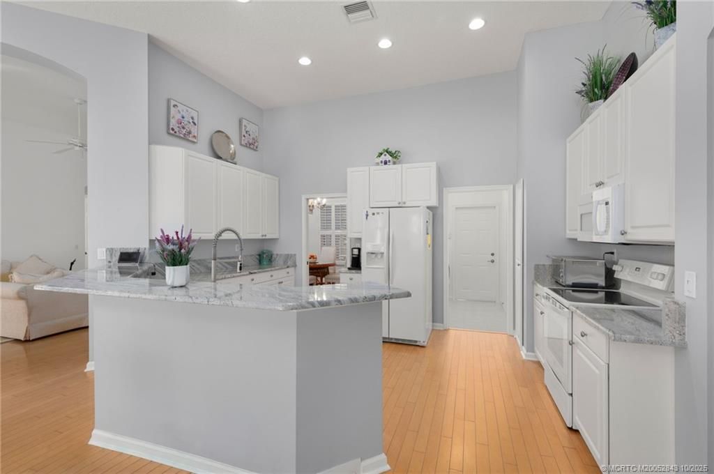 2227 SE Stonehaven Road, Port Saint Lucie, FL 34952 Photo