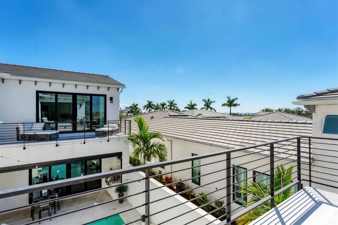 5951 Redbay Boulevard, Bradenton, FL 34210 Photo