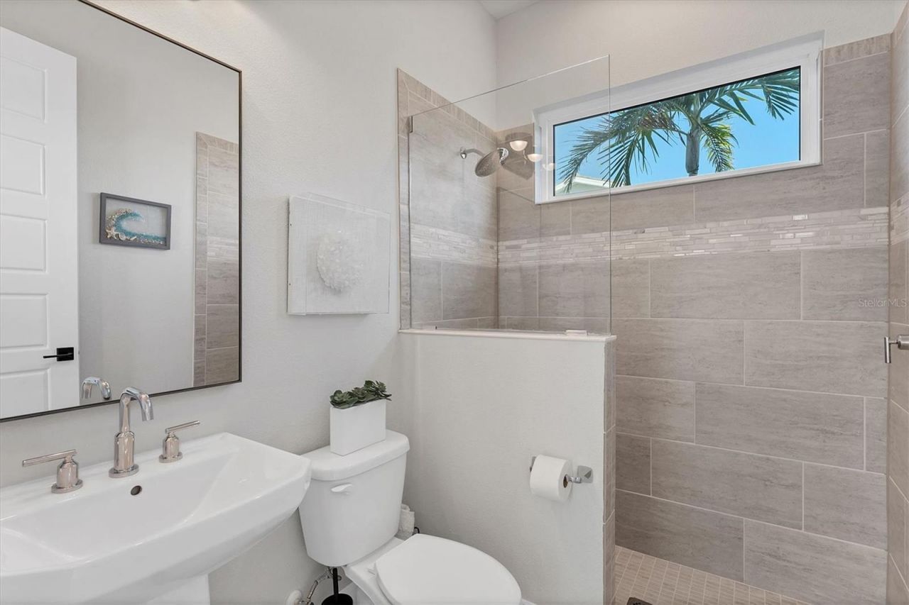 5951 Redbay Boulevard, Bradenton, FL 34210 Photo