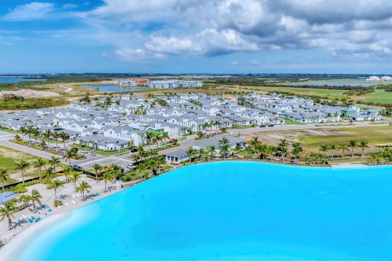 5951 Redbay Boulevard, Bradenton, FL 34210 Photo