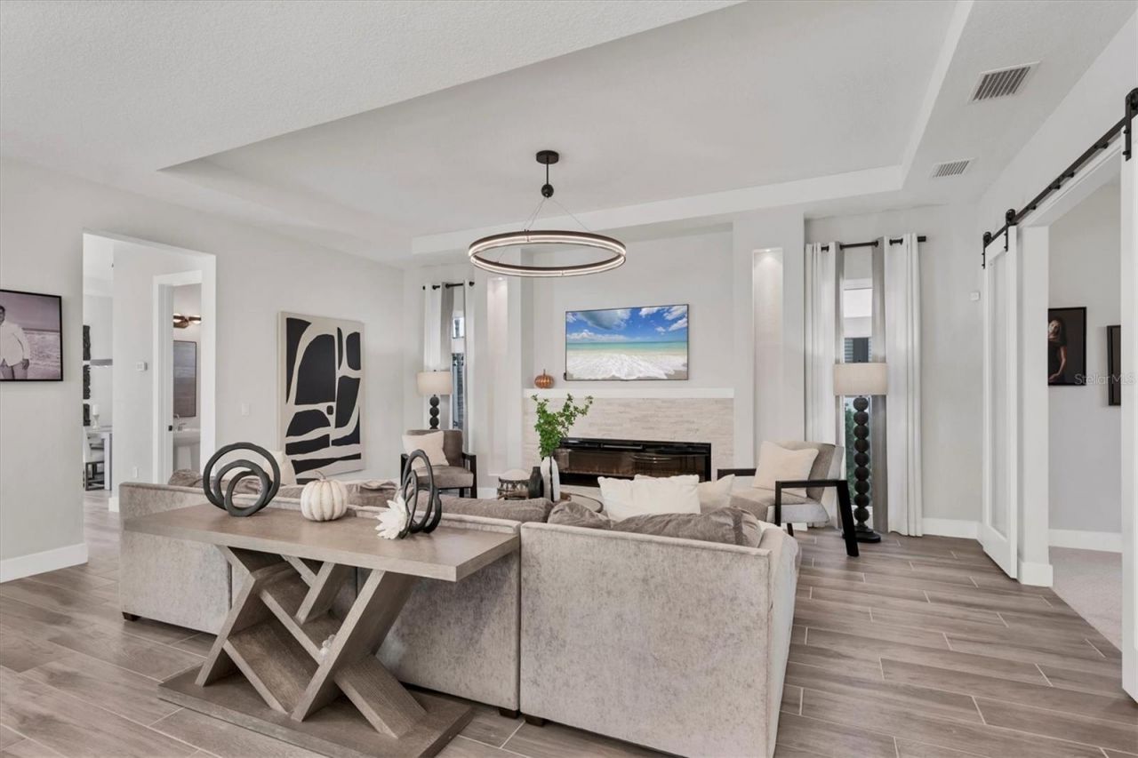 5951 Redbay Boulevard, Bradenton, FL 34210 Photo