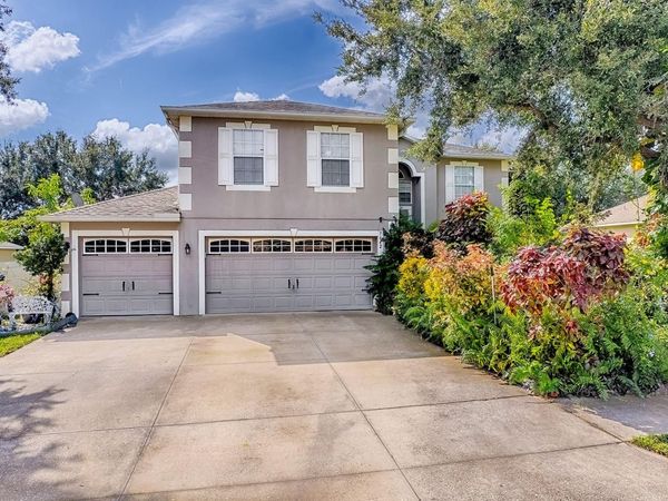 7642 PARK HILL AVENUE, LEESBURG, FL 34748