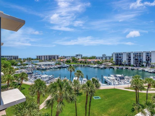 2707 N Ocean Boulevard, Unit D506, Boca Raton, FL 33431