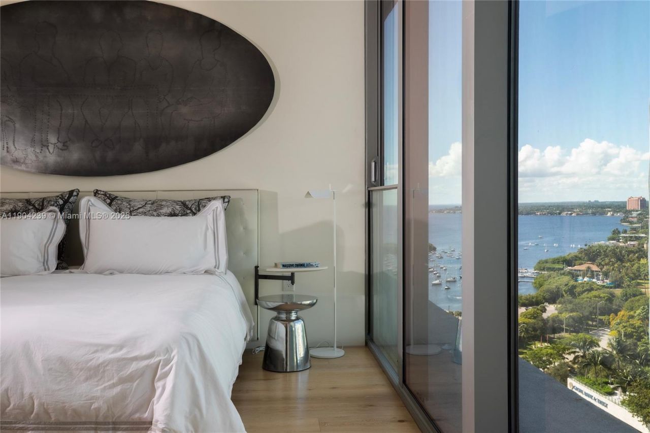 2675 S Bayshore Dr, Unit 1601S, Miami, FL 33133 Photo