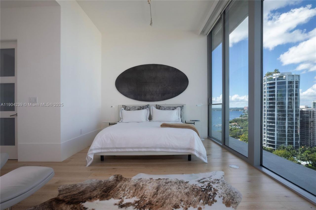 2675 S Bayshore Dr, Unit 1601S, Miami, FL 33133 Photo