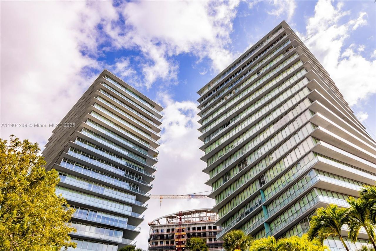 2675 S Bayshore Dr, Unit 1601S, Miami, FL 33133 Photo