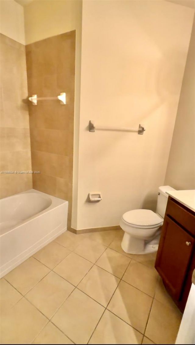 8650 NW 97th Ave, Unit 204, Doral, FL 33178 Photo