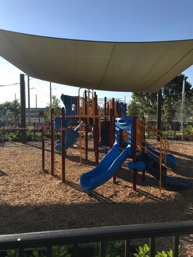 8650 NW 97th Ave, Unit 204, Doral, FL 33178 Photo