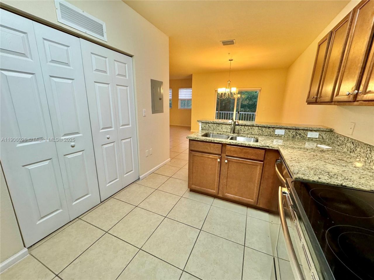 8650 NW 97th Ave, Unit 204, Doral, FL 33178 Photo