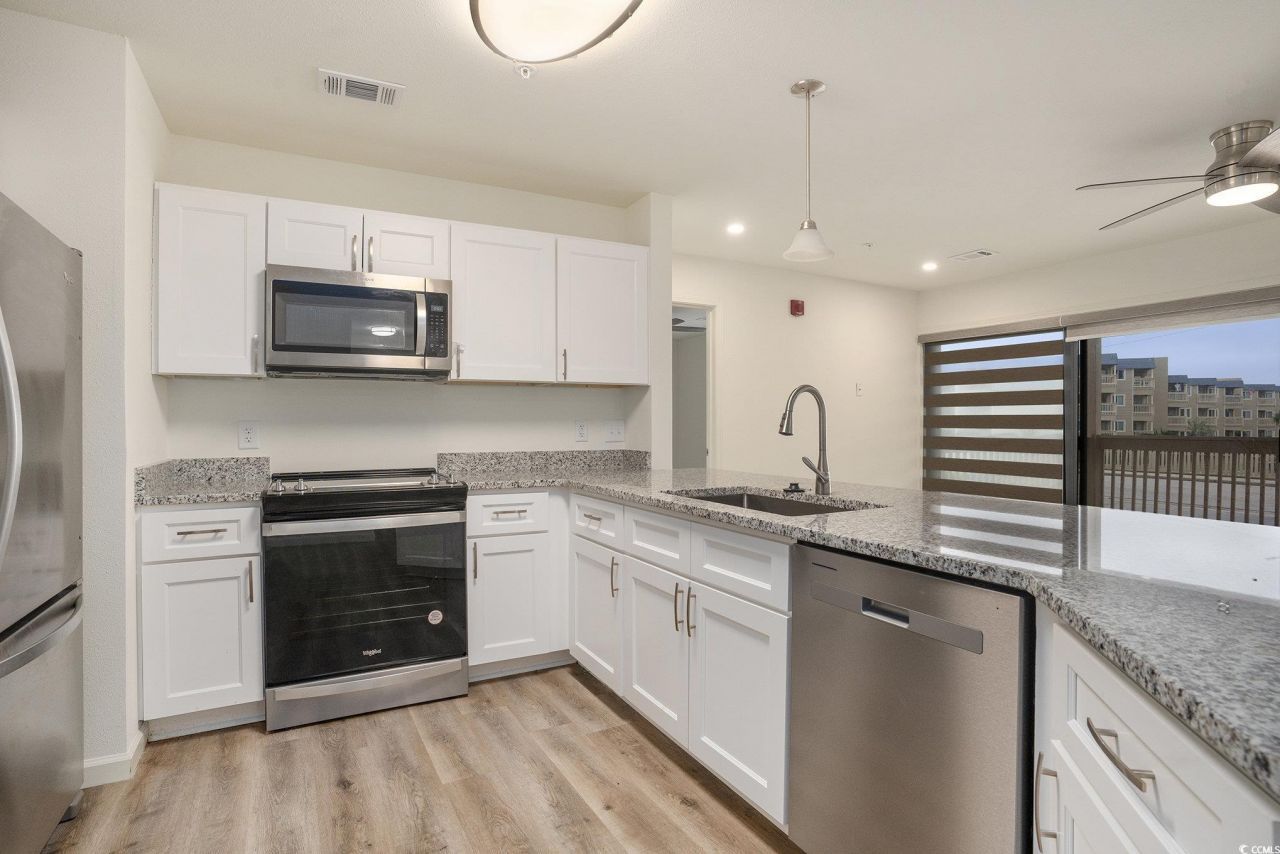 9661 Shore Dr. Photo 5