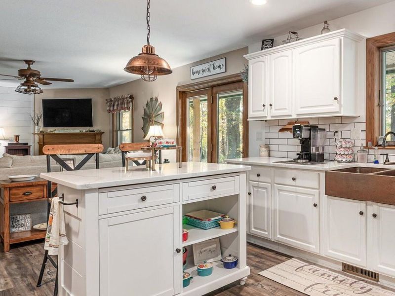 18384 Crawmer Road SE, Heath, OH 43056 Photo 5