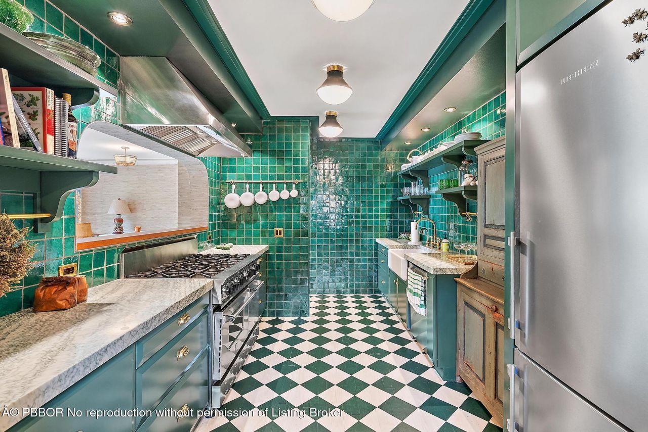 333 Pilgrim Road, West Palm Beach, FL 33405 Photo