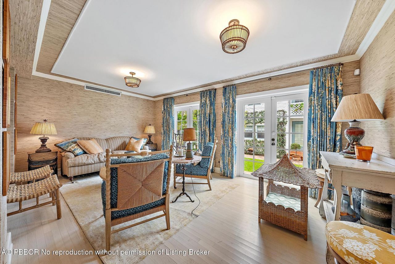 333 Pilgrim Road, West Palm Beach, FL 33405 Photo