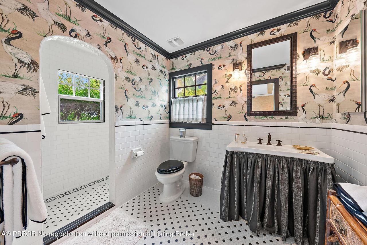 333 Pilgrim Road, West Palm Beach, FL 33405 Photo