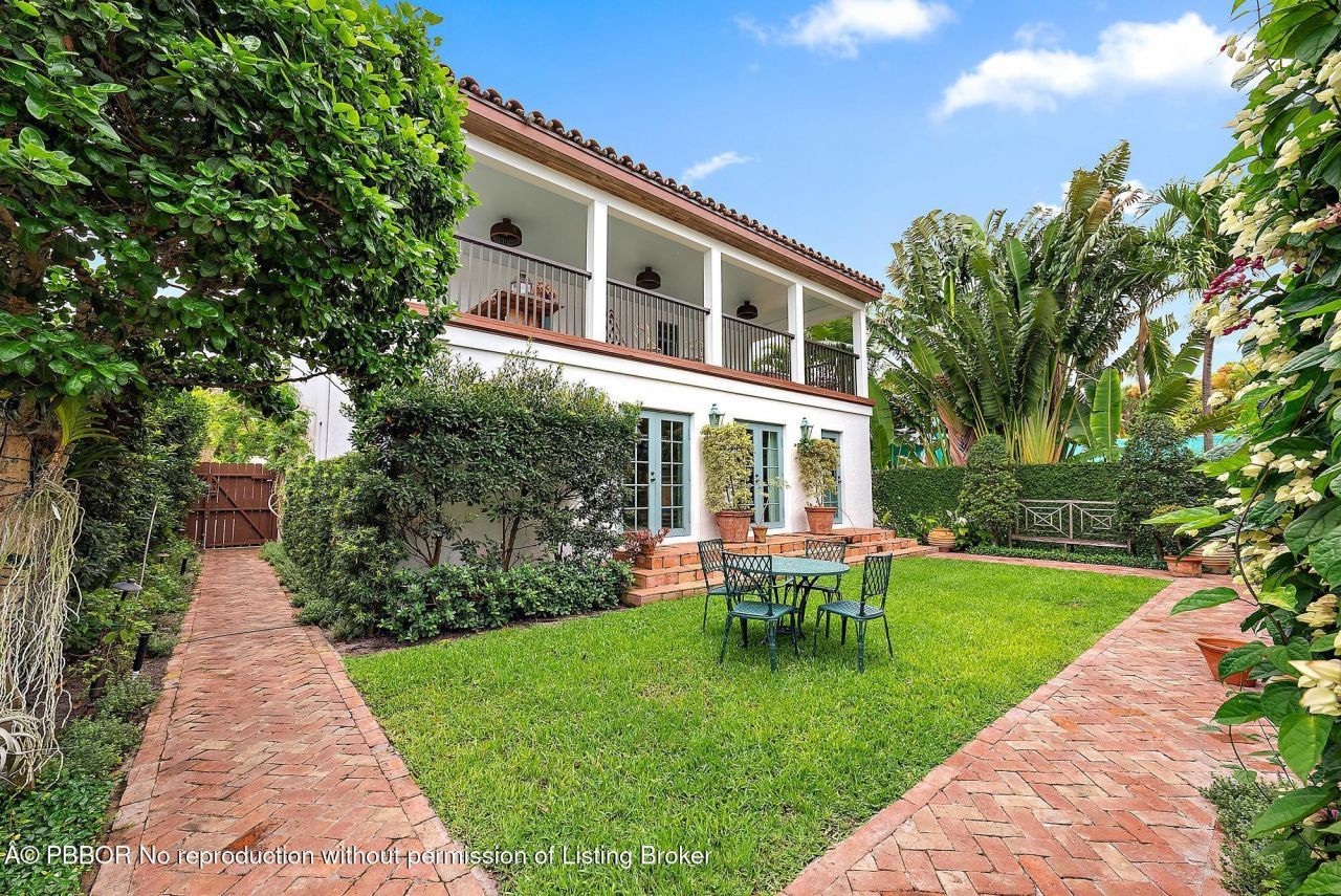 333 Pilgrim Road, West Palm Beach, FL 33405 Photo