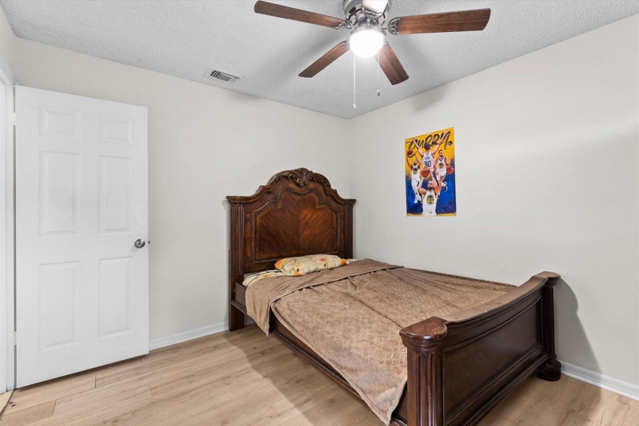 1825 SW Cameo Boulevard, Port Saint Lucie, FL 34953 Photo