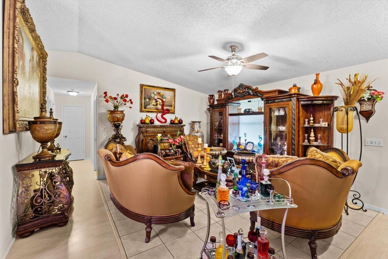 1825 SW Cameo Boulevard, Port Saint Lucie, FL 34953 Photo