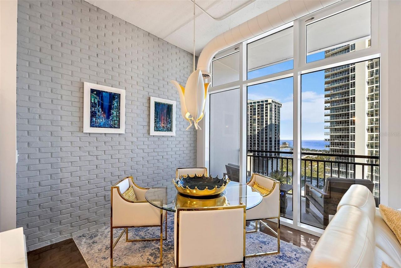 175 2nd Street S, Unit P-08, Saint Petersburg, FL 33701 Photo