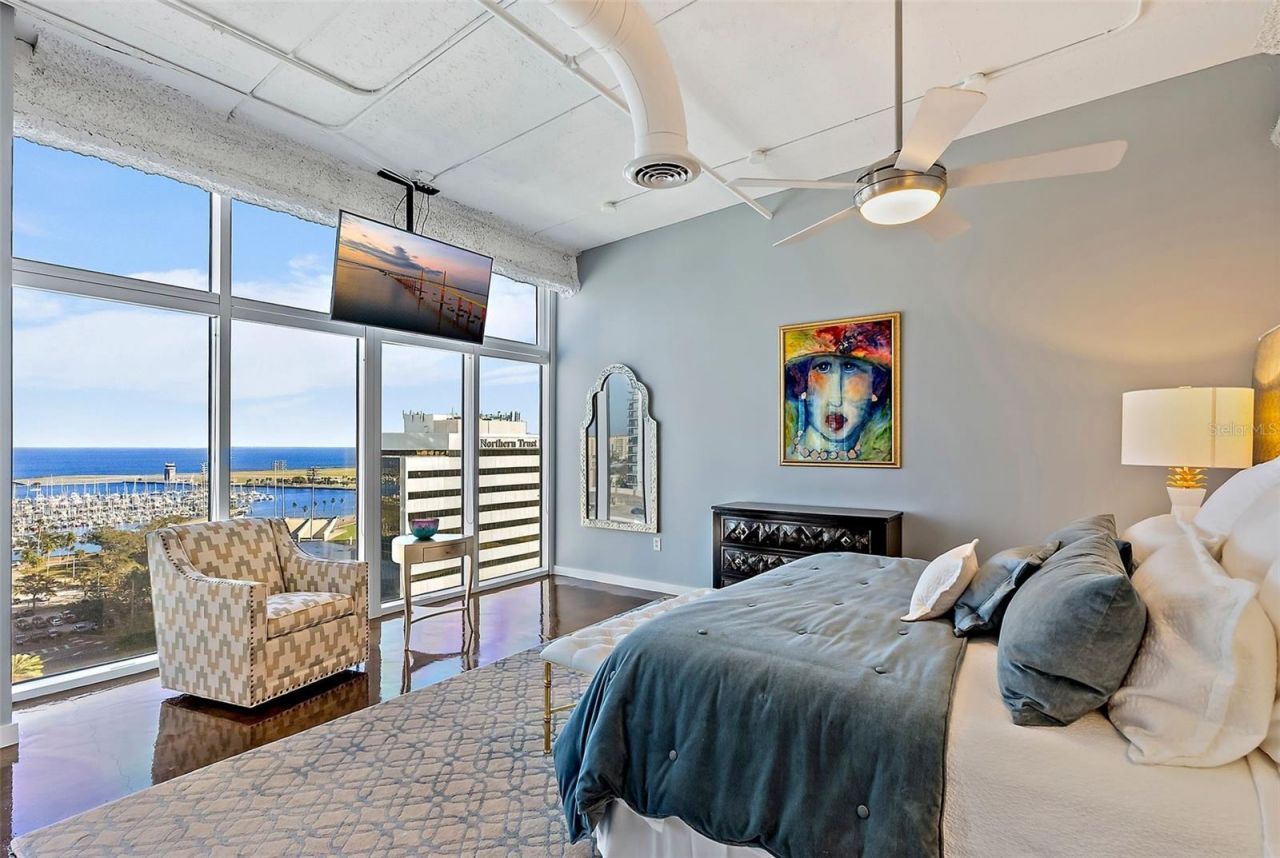 175 2nd Street S, Unit P-08, Saint Petersburg, FL 33701 Photo
