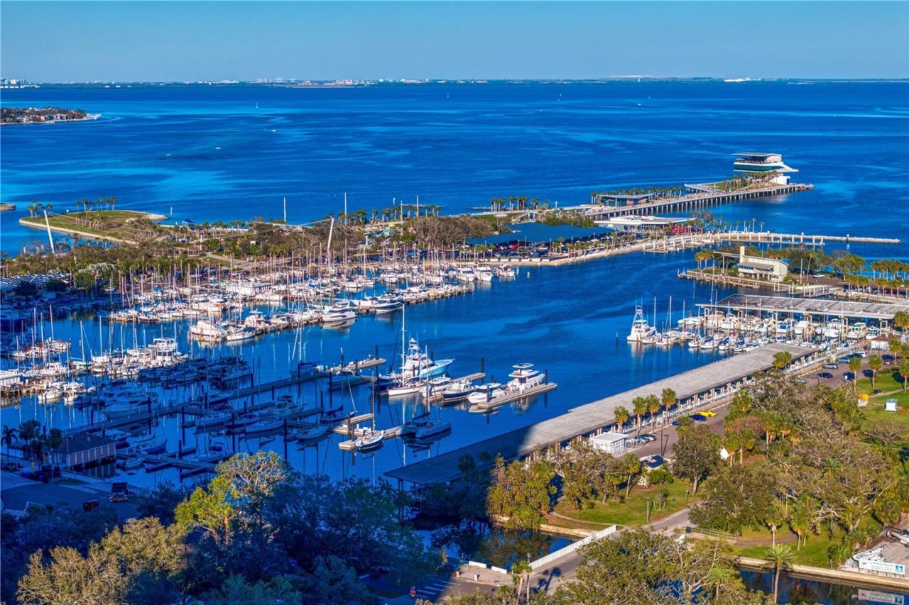 175 2nd Street S, Unit P-08, Saint Petersburg, FL 33701 Photo