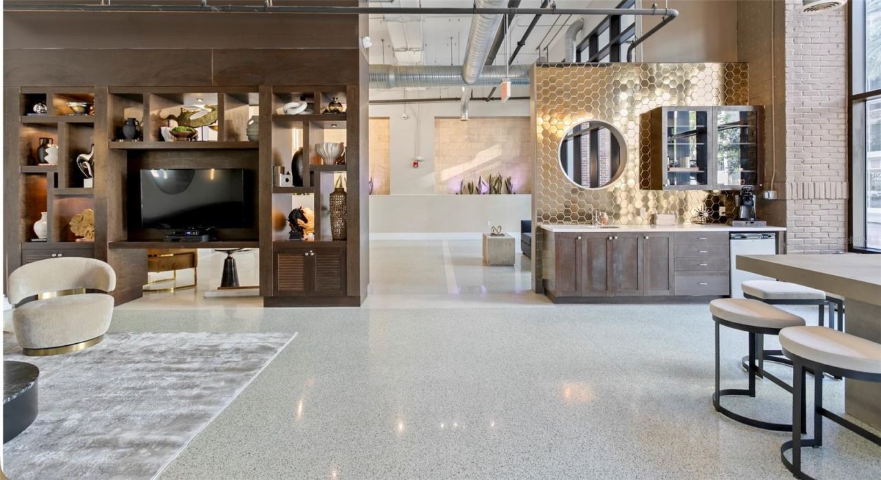 175 2nd Street S, Unit P-08, Saint Petersburg, FL 33701 Photo