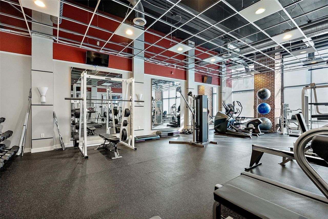 175 2nd Street S, Unit P-08, Saint Petersburg, FL 33701 Photo