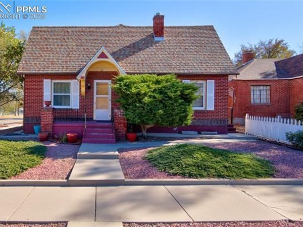 238 W Grant Avenue, Pueblo, CO 81004