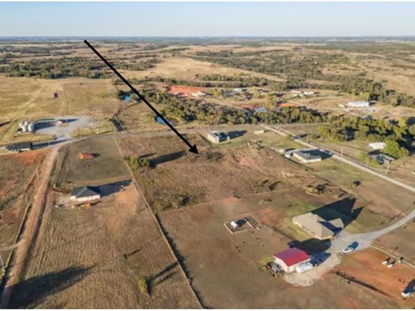 1334 County Street 1250, Tuttle, OK 73089