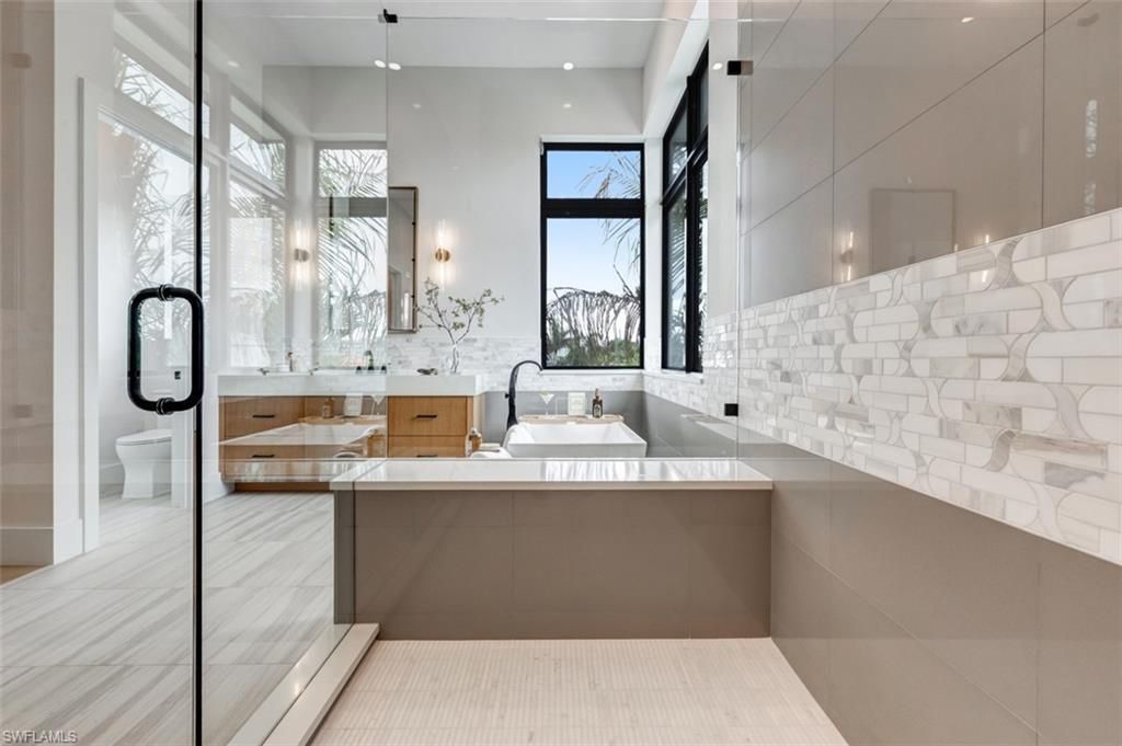 15 Bayview Blvd, Fort Myers Beach, FL 33931 Photo