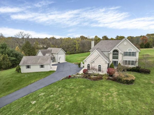 45 Mallard Point, Hebron, OH 43025