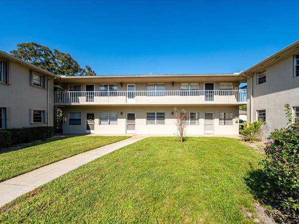 28 Lake Vista Trail, Unit 105, Port St. Lucie, FL 34952