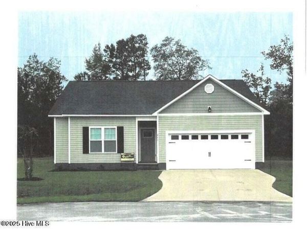 319 E Theriault Court, Jacksonville, NC 28540