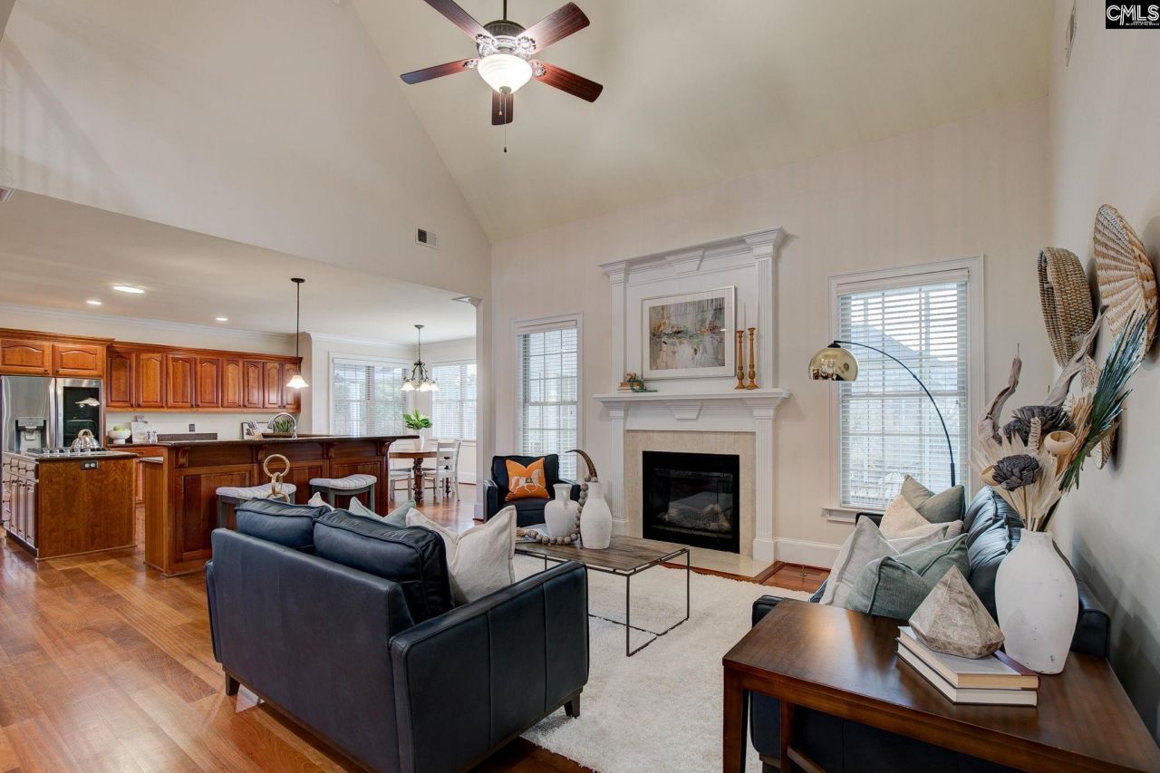 111 Crestwater Drive Photo 25