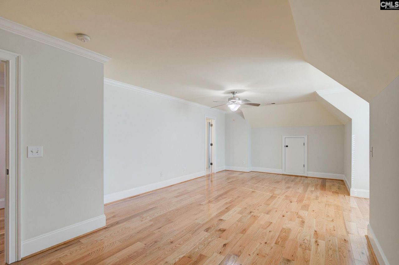 111 Crestwater Drive Photo 52