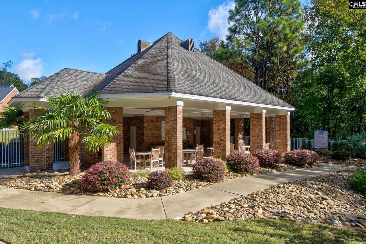 111 Crestwater Drive Photo 69