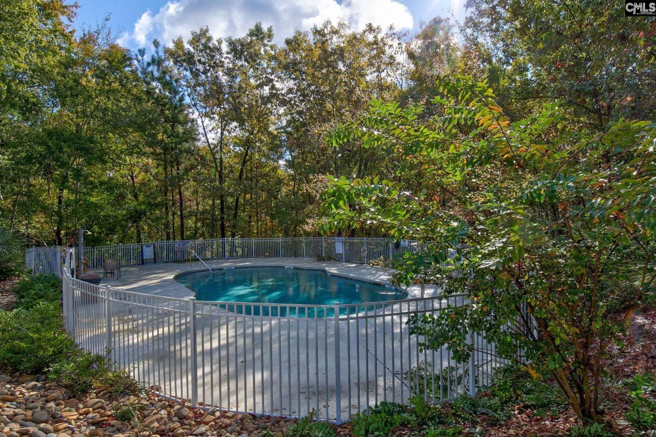 111 Crestwater Drive Photo 70