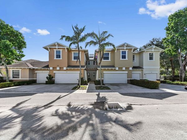 991 Marina Del Ray Lane, Unit 1, West Palm Beach, FL 33401