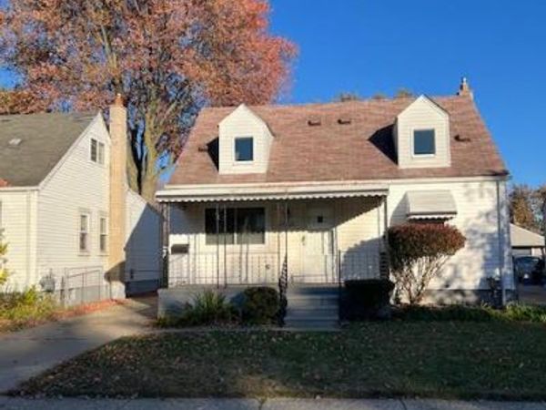 25300 Culver Street, St. Clair Shores, MI 48081