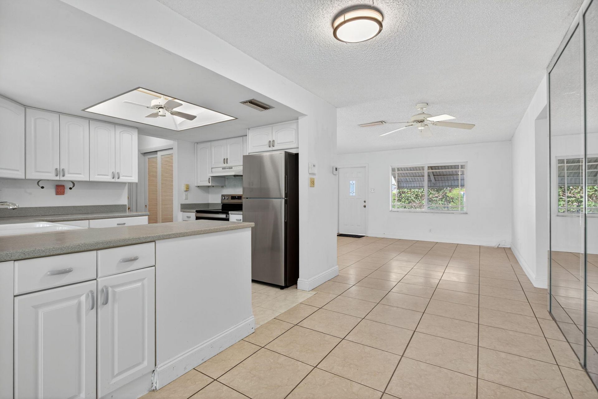 7340 NW 8th Street, Margate, FL 33063 Photo