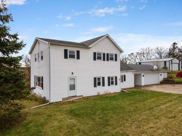 3883 County Road CH, Dodgeville, WI 53533