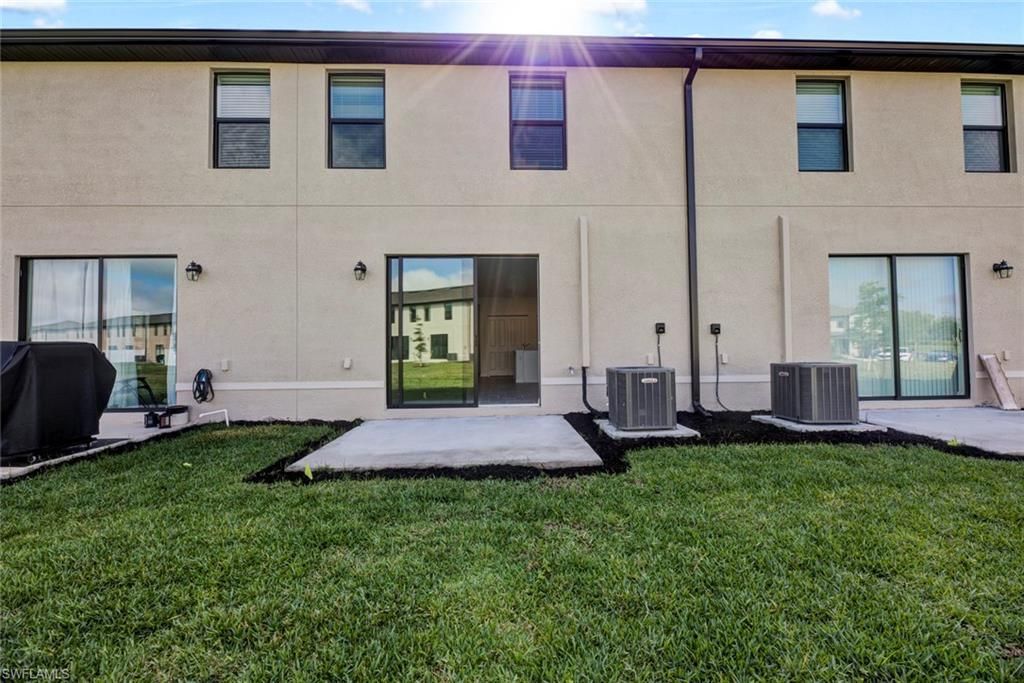 14236 Oviedo Pl, Fort Myers, FL 33905 Photo