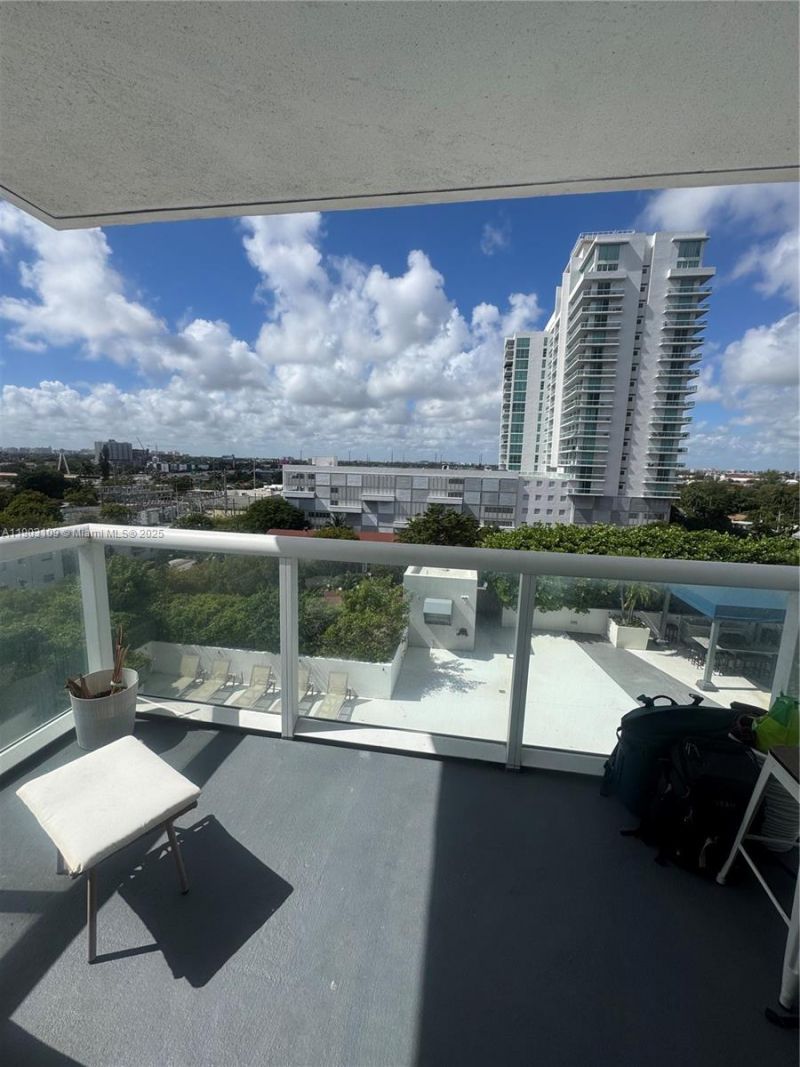 1871 NW S River Dr, Unit 903, Miami, FL 33125 Photo