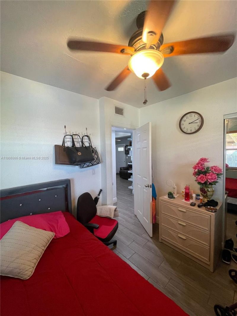 2144 NW 85th St, Miami, FL 33147 Photo