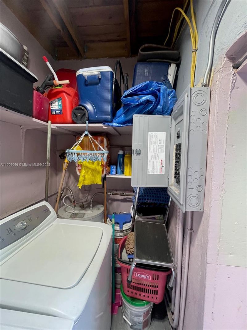 2144 NW 85th St, Miami, FL 33147 Photo