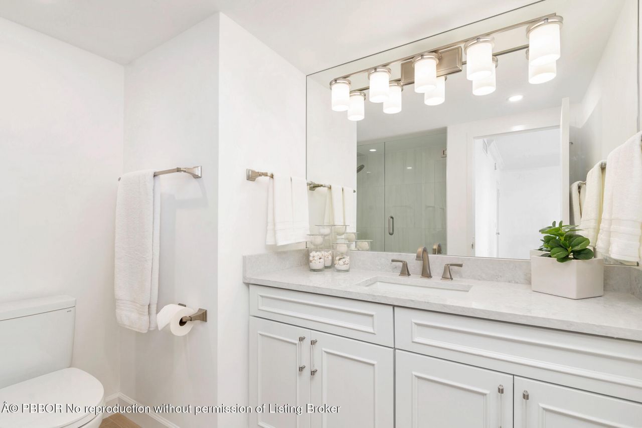 354 Chilean Avenue, Unit 6C, Palm Beach, FL 33480 Photo