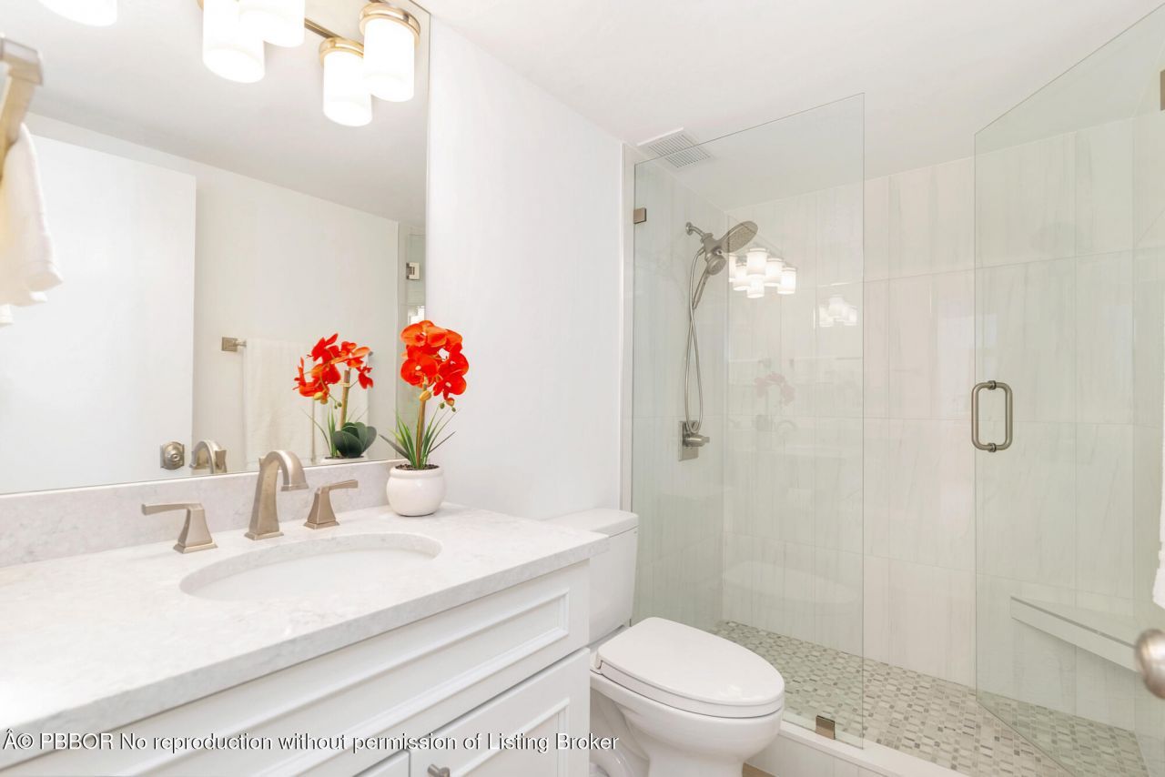 354 Chilean Avenue, Unit 6C, Palm Beach, FL 33480 Photo