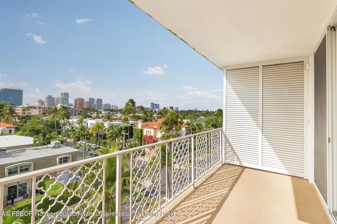 354 Chilean Avenue, Unit 6C, Palm Beach, FL 33480 Photo