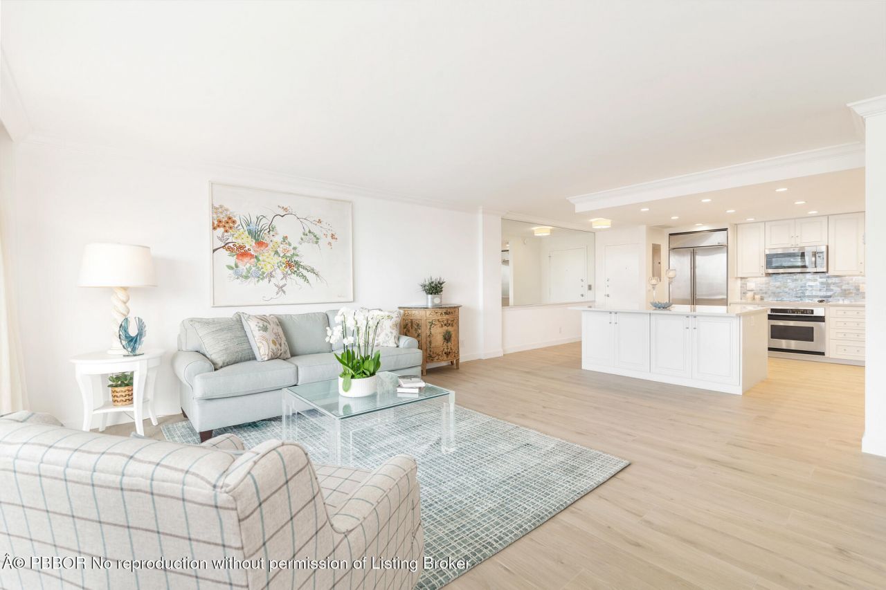354 Chilean Avenue, Unit 6C, Palm Beach, FL 33480 Photo