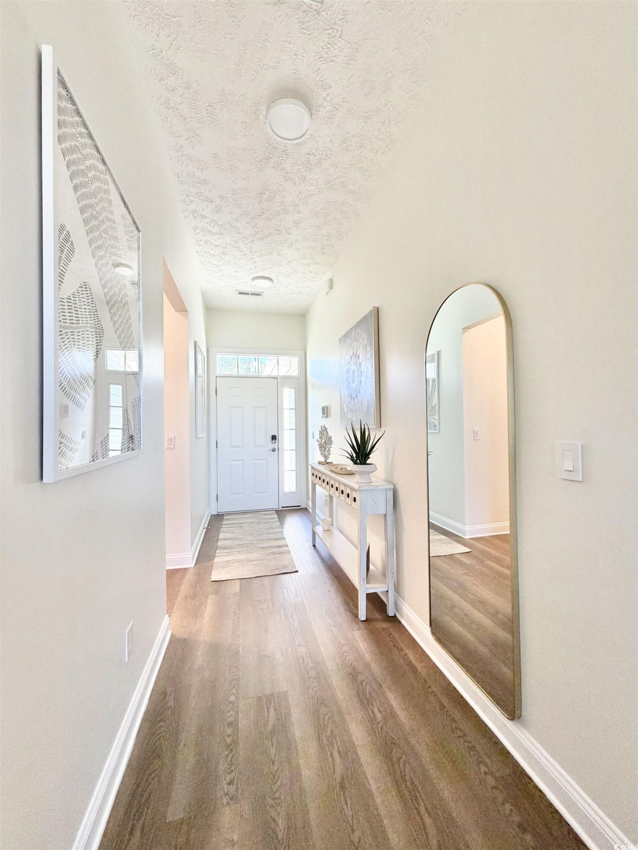 336 Vintage Circle Photo 2